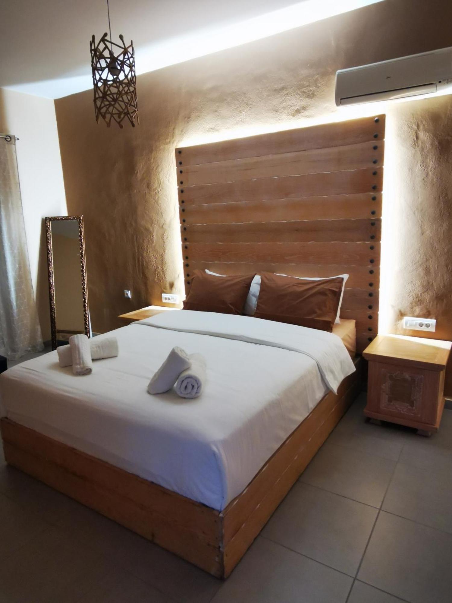 Villa Mata - 600M² With Private Pool And Jacuzzi Kalithiész Kültér fotó