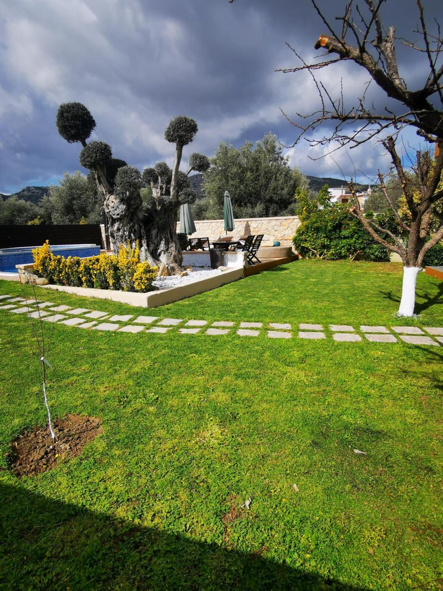 Villa Mata - 600M² With Private Pool And Jacuzzi Kalithiész Kültér fotó